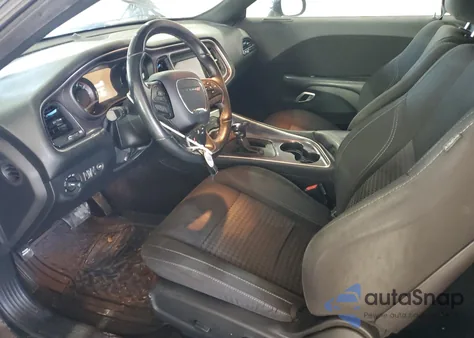 2018 Dodge Challenger Sxt z USA, uszkodzony, nr VIN 2C3CDZAG3JH128509